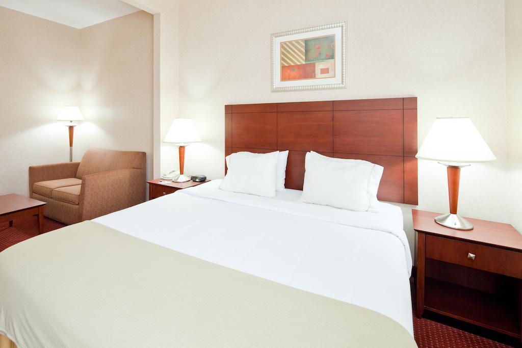 Holiday Inn Express Cincinnati-Lawrenceburg Exterior foto